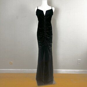 Lulu’s Stunning Invitation Black Velvet Ruched‎ Sleeveless Maxi Dress Size Small